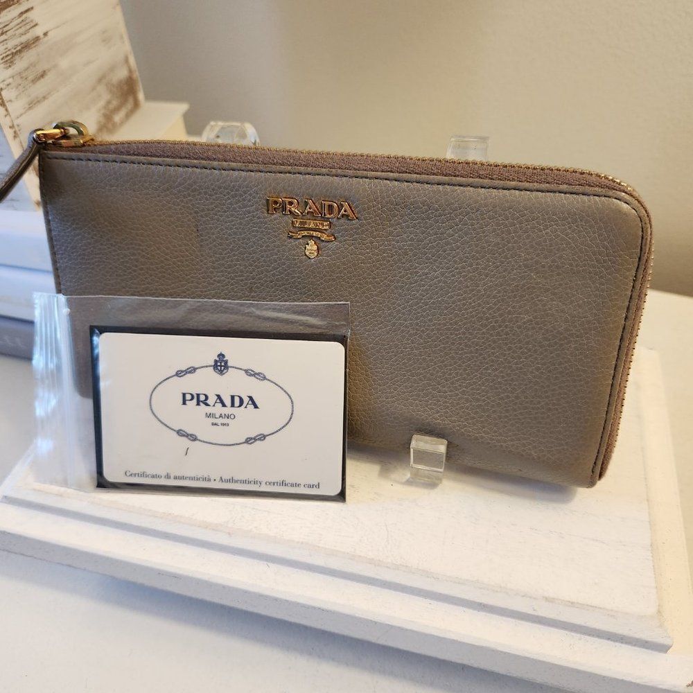 Gray Leather Prada Continental Zip Around Wallet (2303146) - Picture 11 of 11
